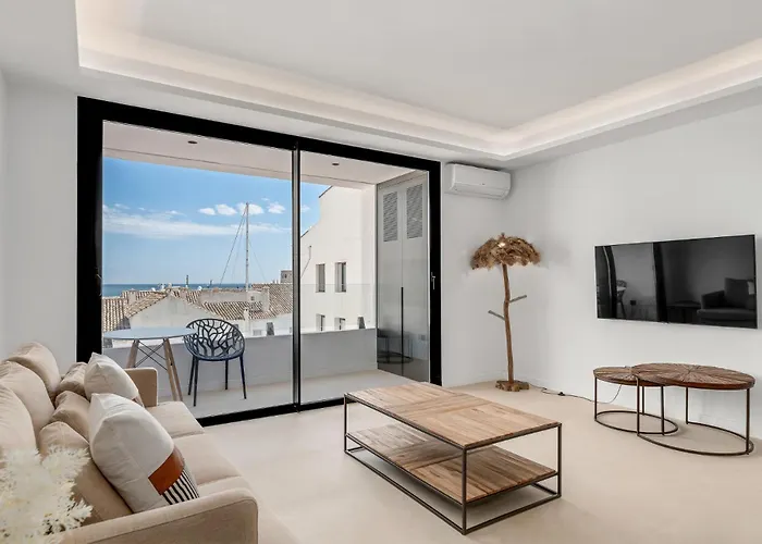 Modern 2B Apt In The Heart Of Puerto Banus