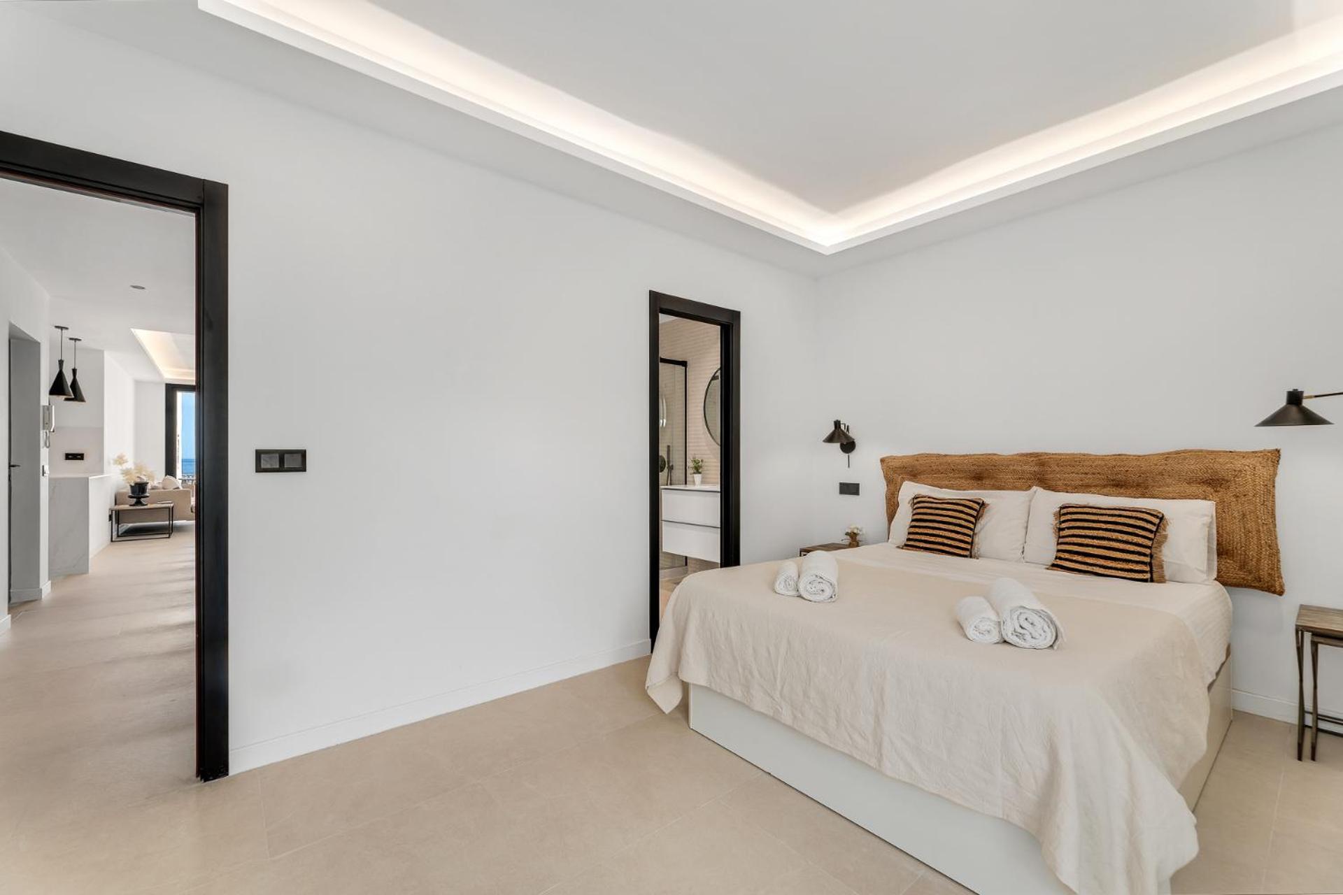 Apartment Modern 2b In The Heart Of Puerto Banus Marbella